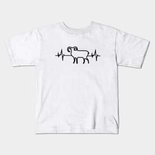 Mouflon heartbeat hunting animal ram hunter antlers Kids T-Shirt